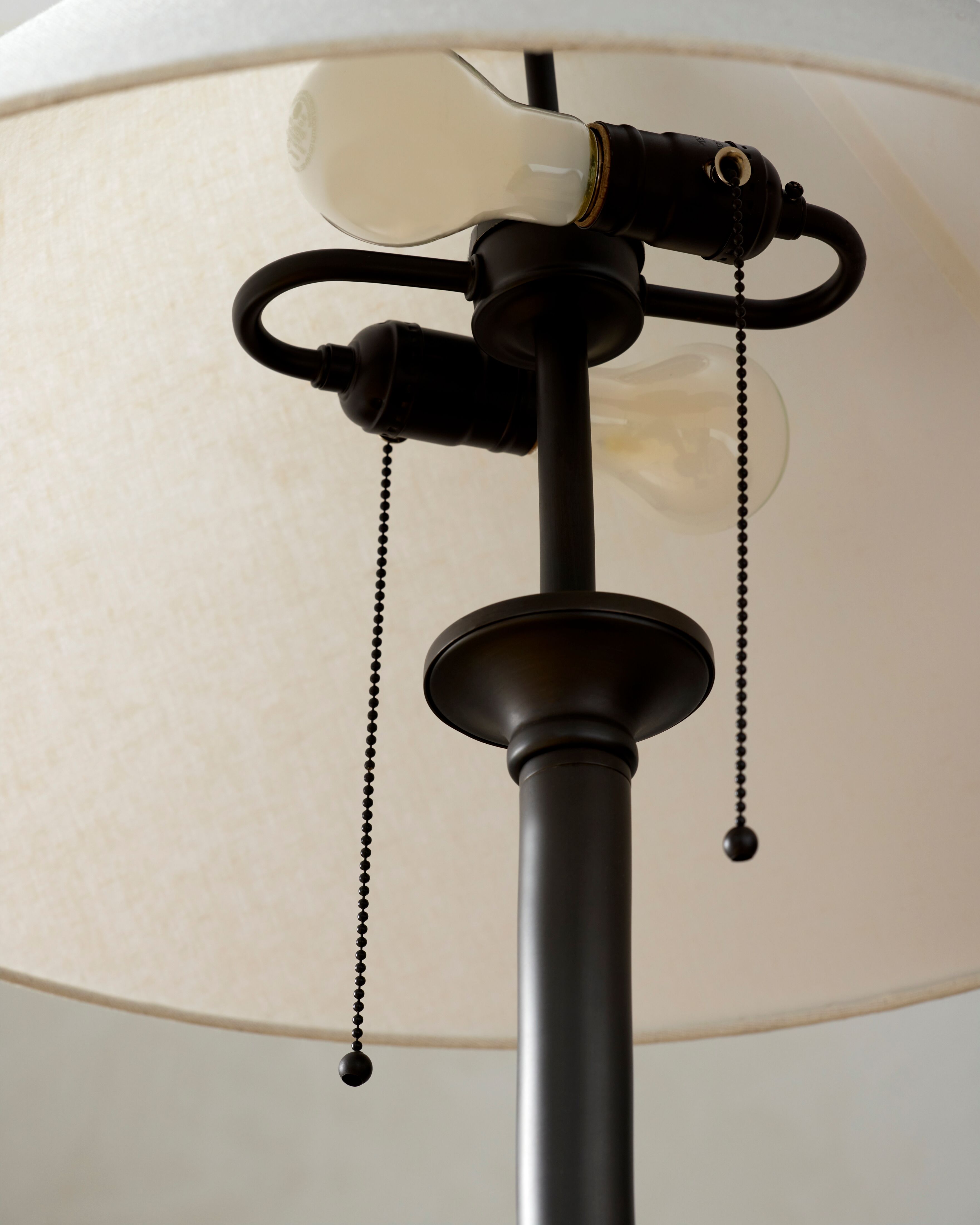 L新品未使用　ポリヘル　ハーフ　ショーティ　黒ゴールドファイヤー1 Latimer Twin Pull Floor Lamp | Joon Loloi