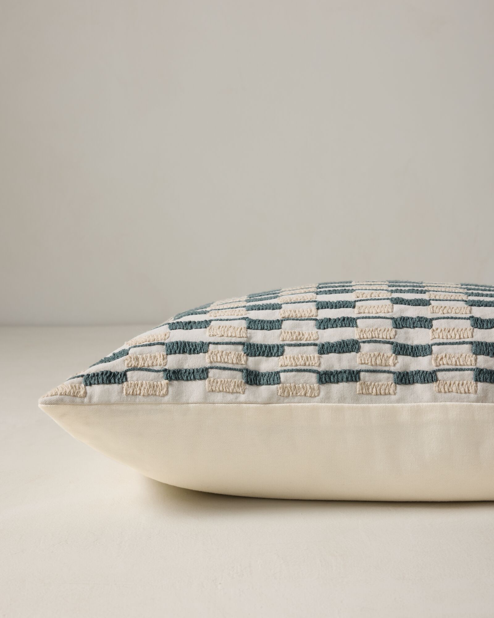 Frieda Pillow | Joon Loloi