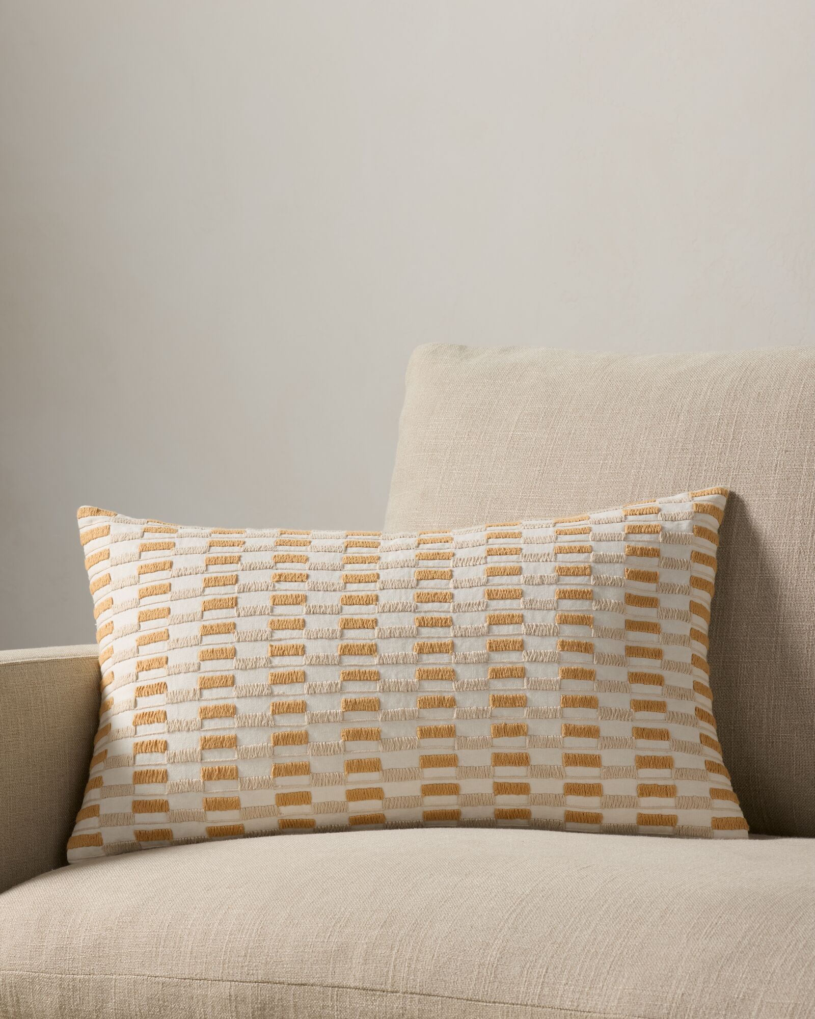 Frieda Pillow | Joon Loloi
