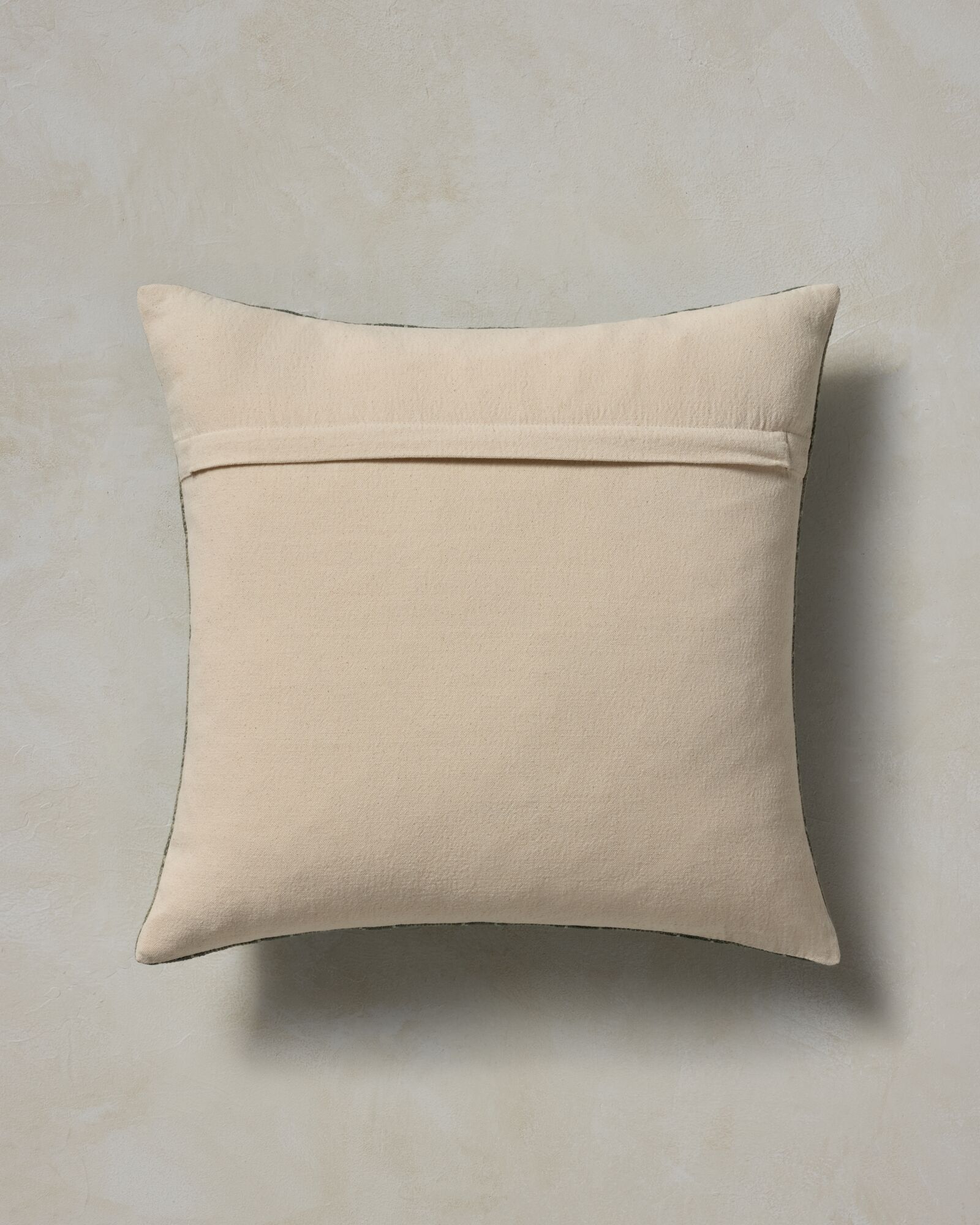 Izzy Pillow | Joon Loloi