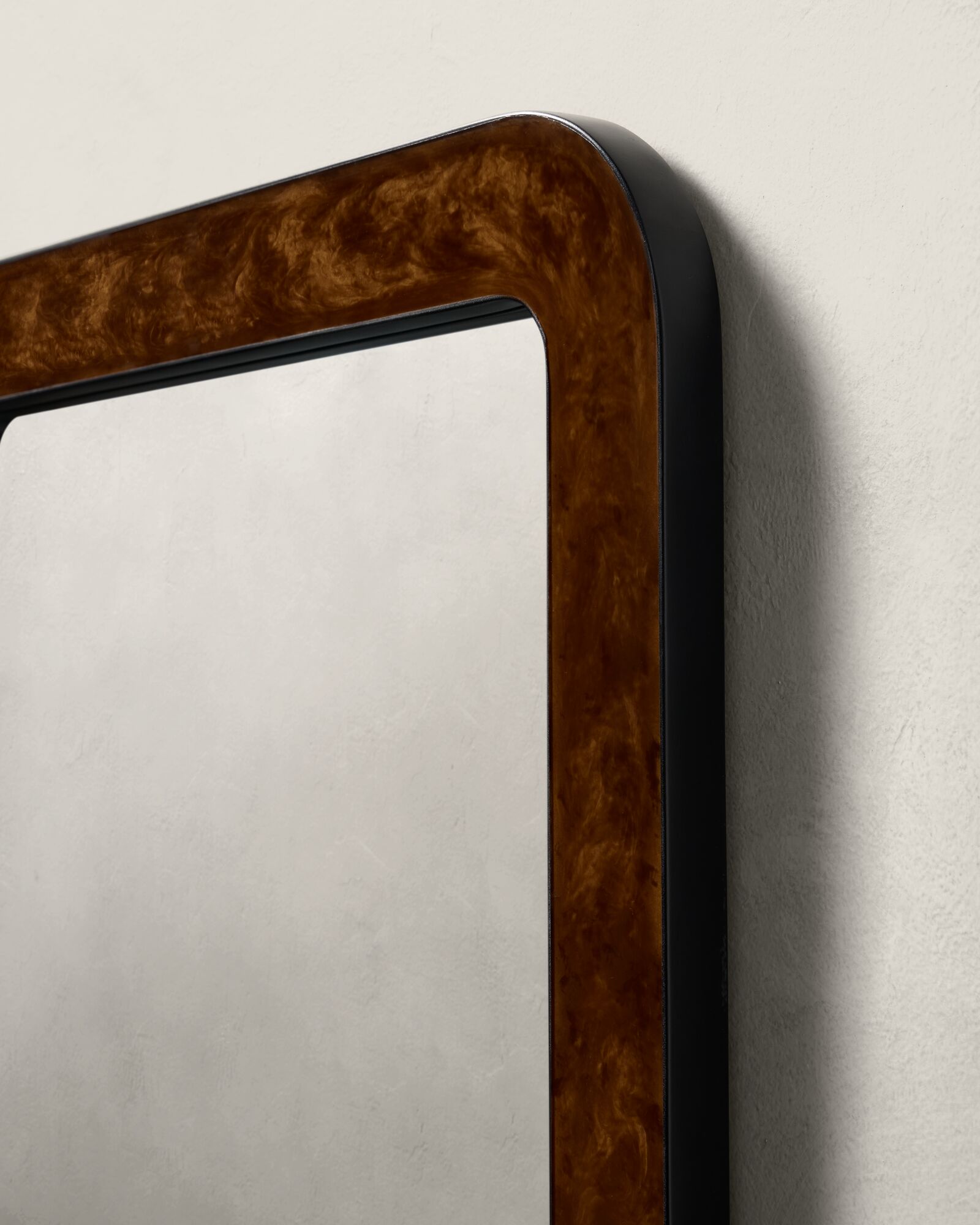 ひー H744\" KARE Wall Mirror Miro 88x88 ひー H744