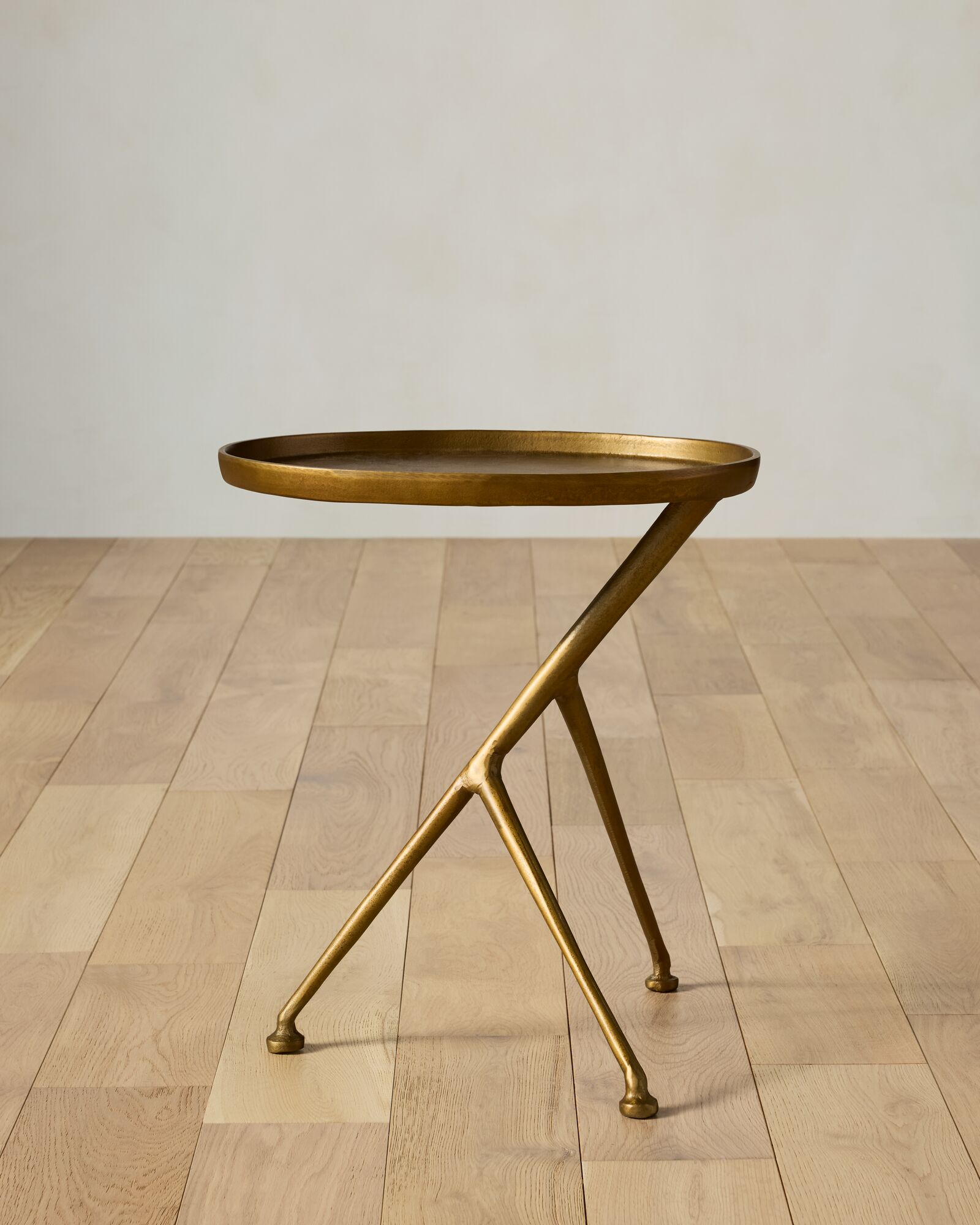 燭台　民藝　フォークアート　アジアン　インド Saunders Side Table | Joon Loloi