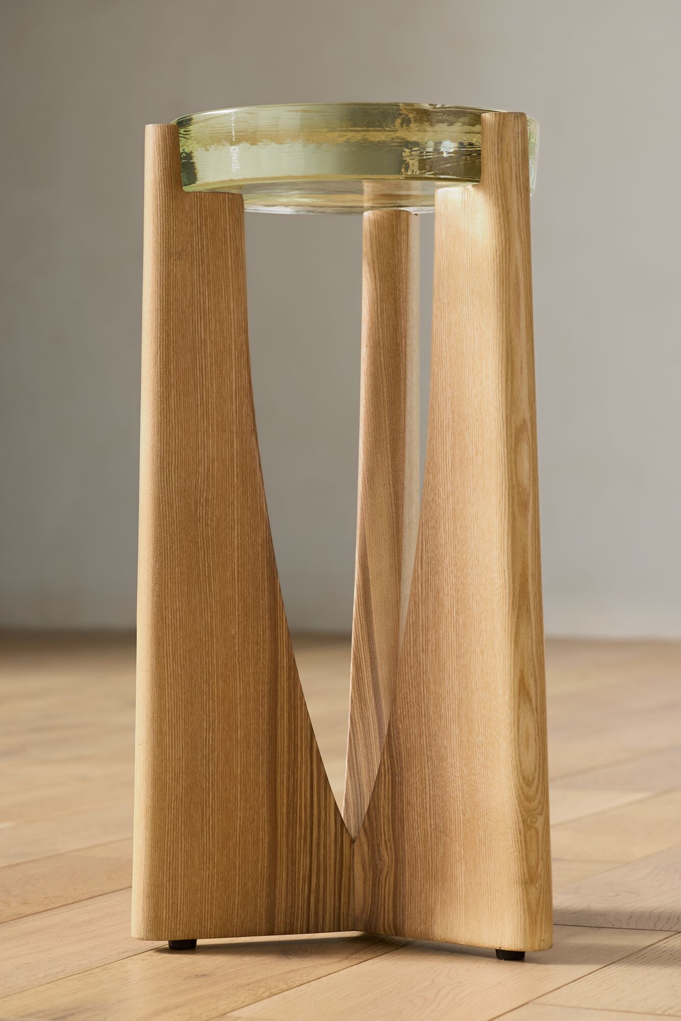 Vogel Side Table | Joon Loloi