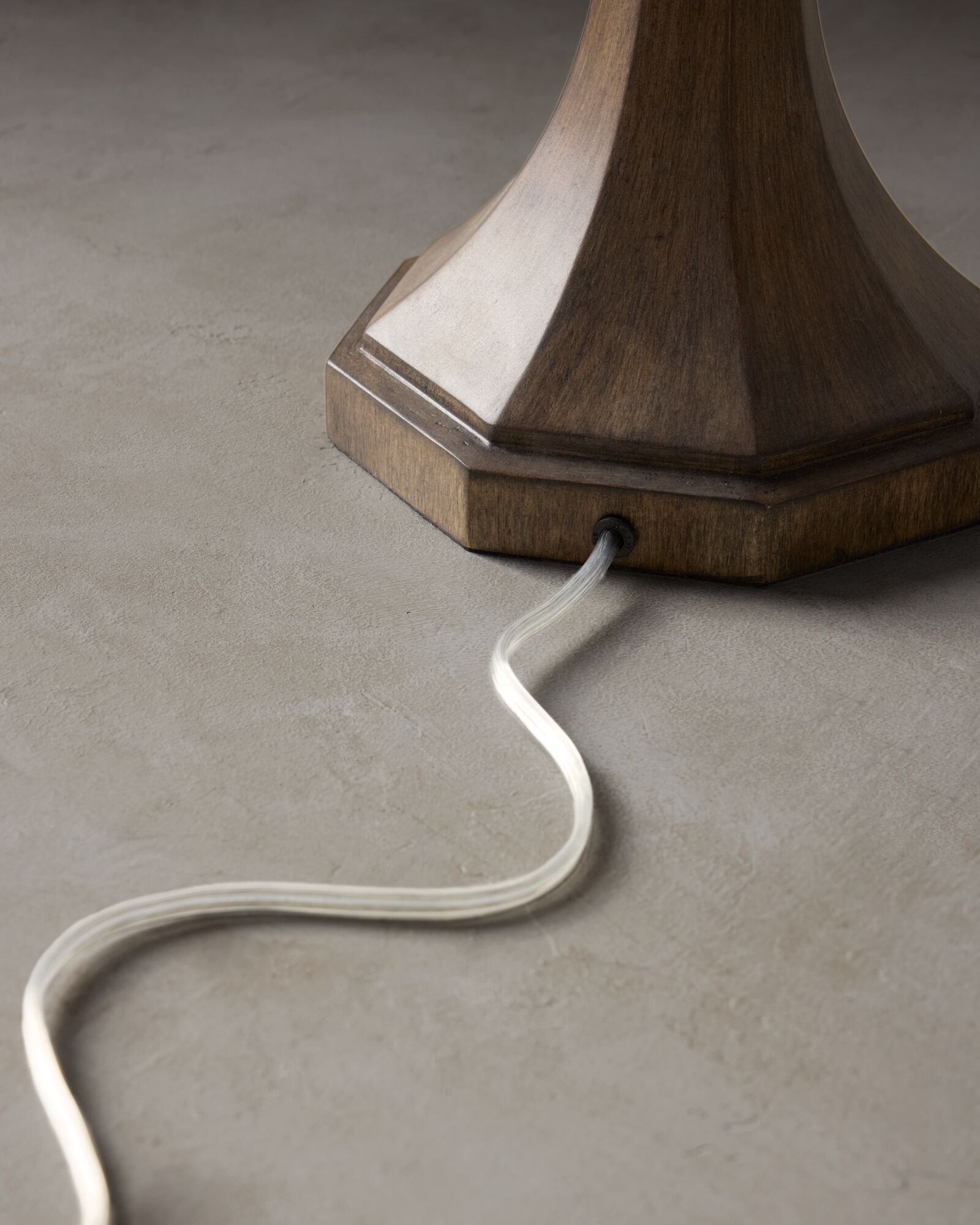 Zain Table Lamp | Joon Loloi