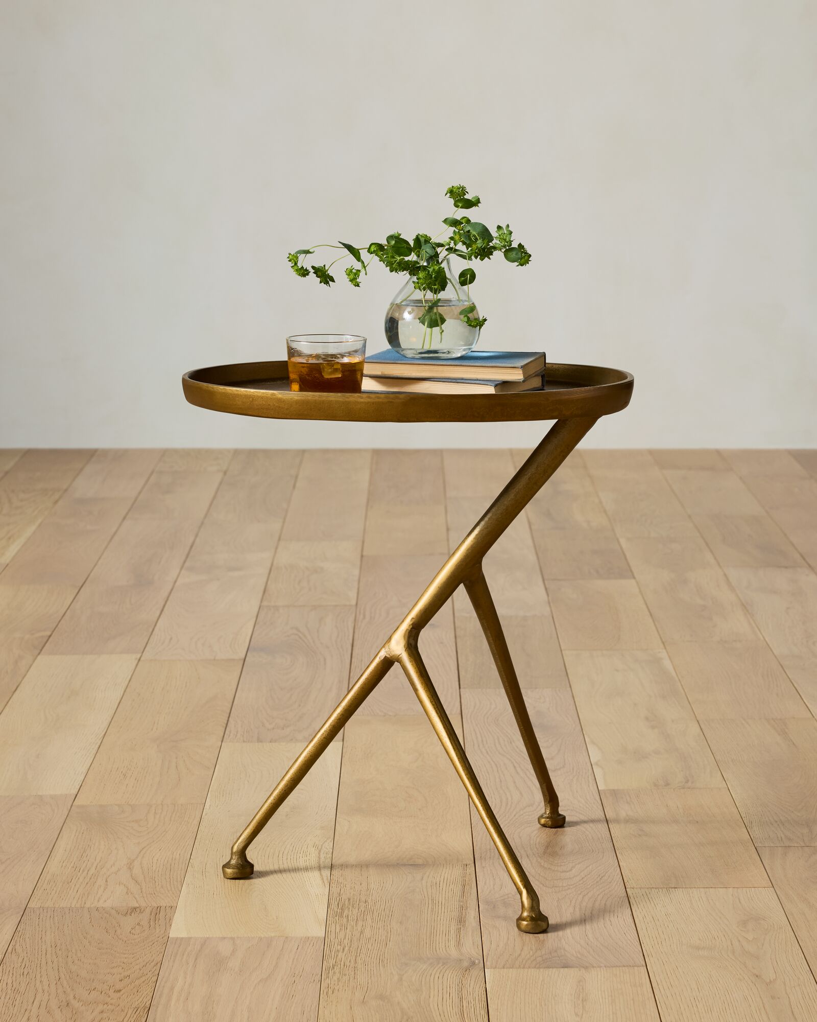 燭台　民藝　フォークアート　アジアン　インド Saunders Side Table | Joon Loloi